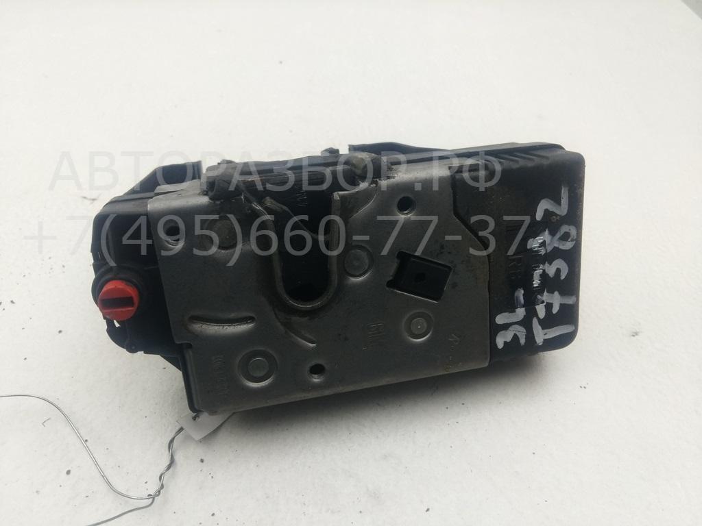 Замок двери задней левой