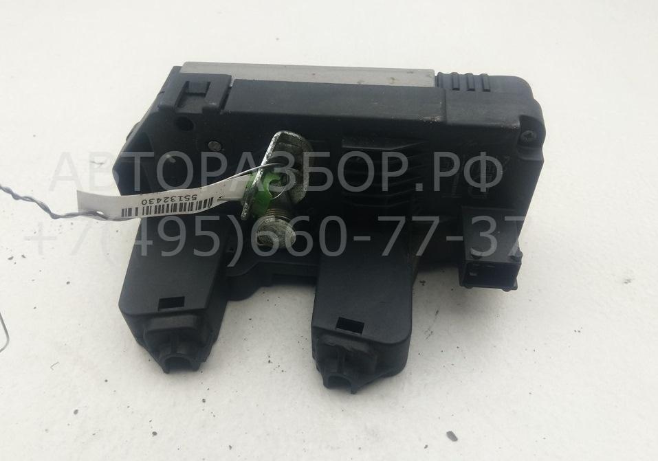 Замок двери задней левой