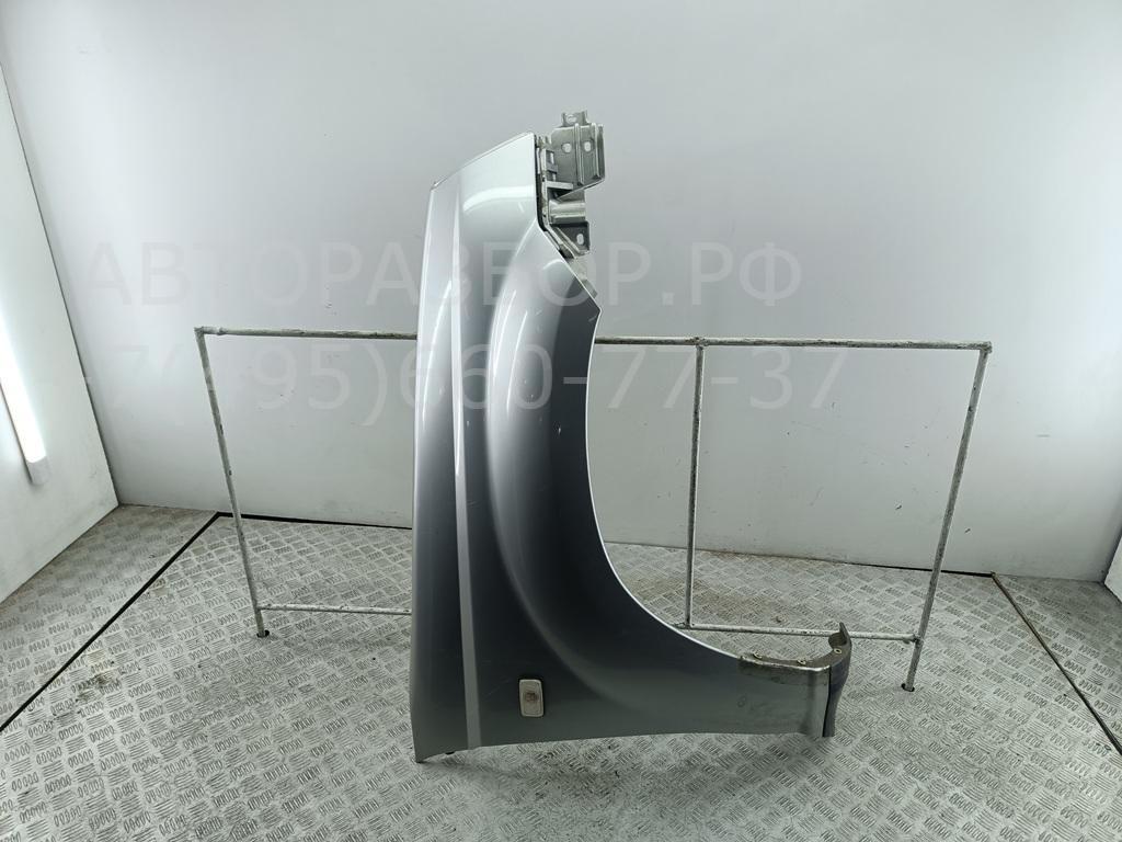 Крыло переднее правое