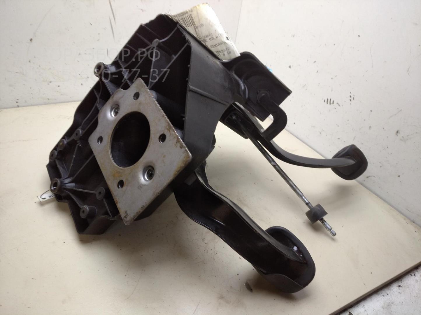 Блок педалей