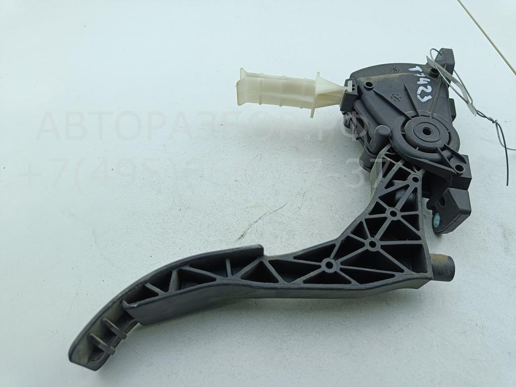 Педаль газа