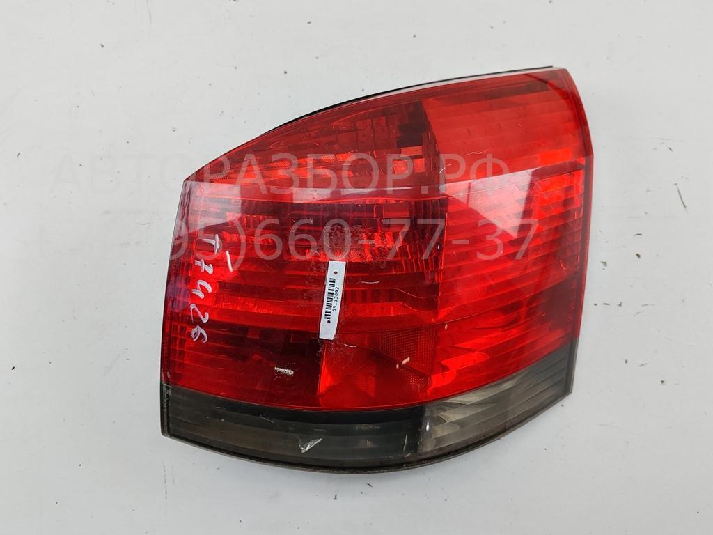 Фонарь задний правый