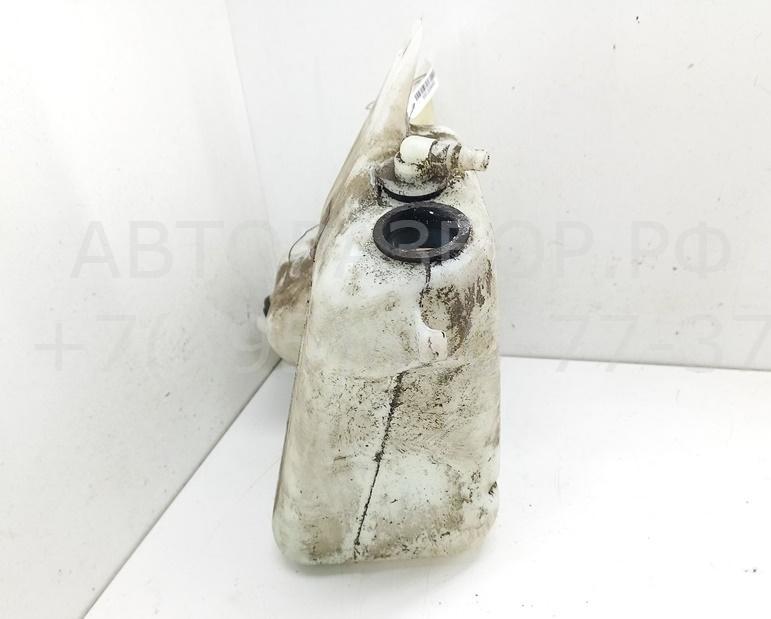 Бачок омывателя лобового стекла