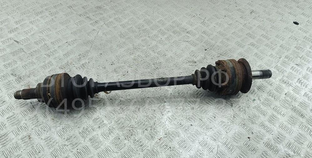 Полуось задняя