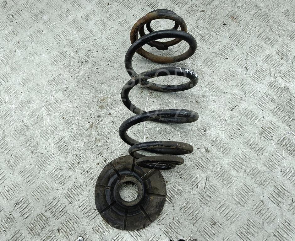 Пружина задняя