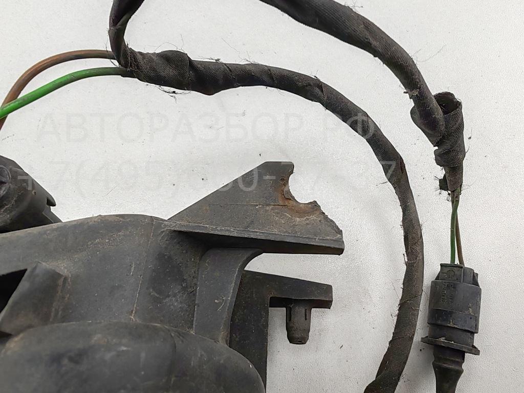 Фара противотуманная правая