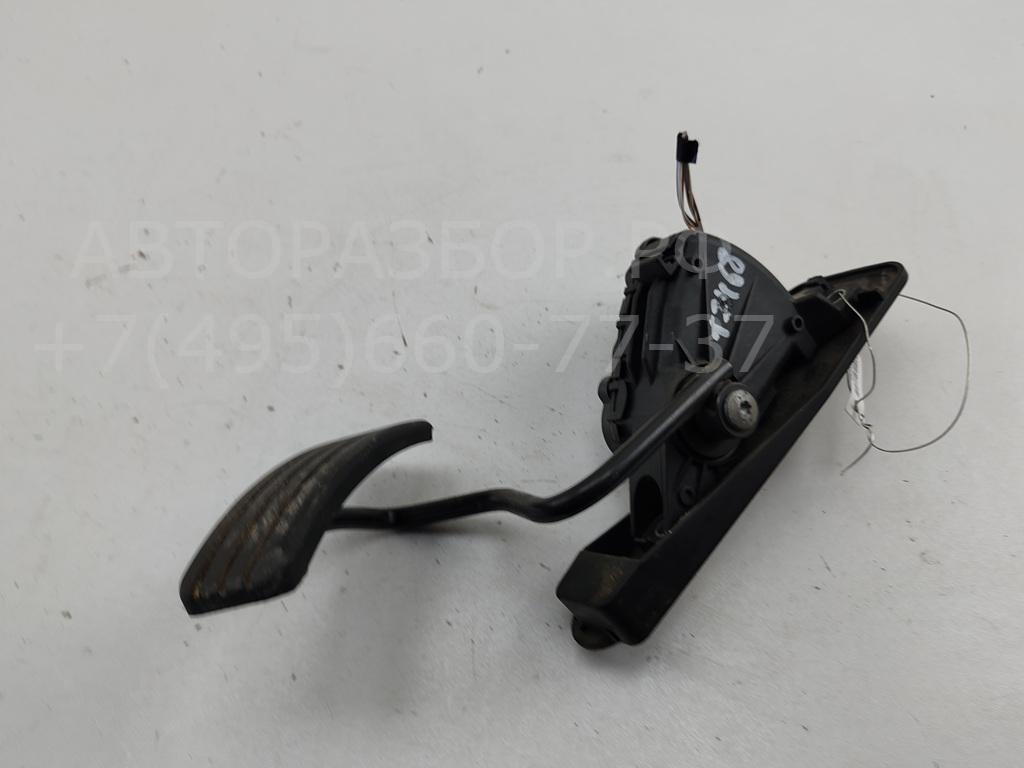 Педаль газа