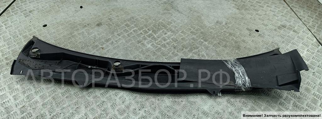 Решетка стеклоочистителей (Жабо)