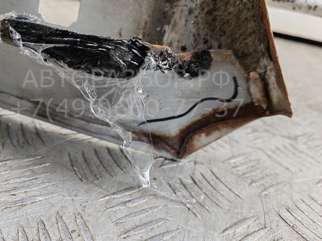 Крыло переднее левое