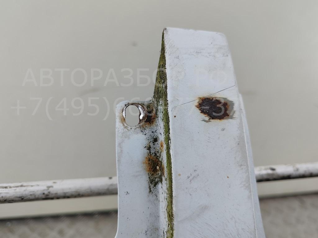 Крыло переднее левое