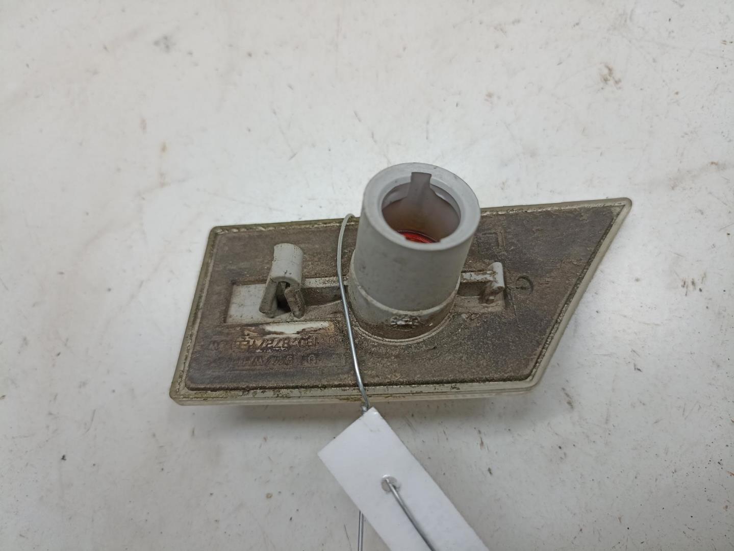 Указатель поворота левый