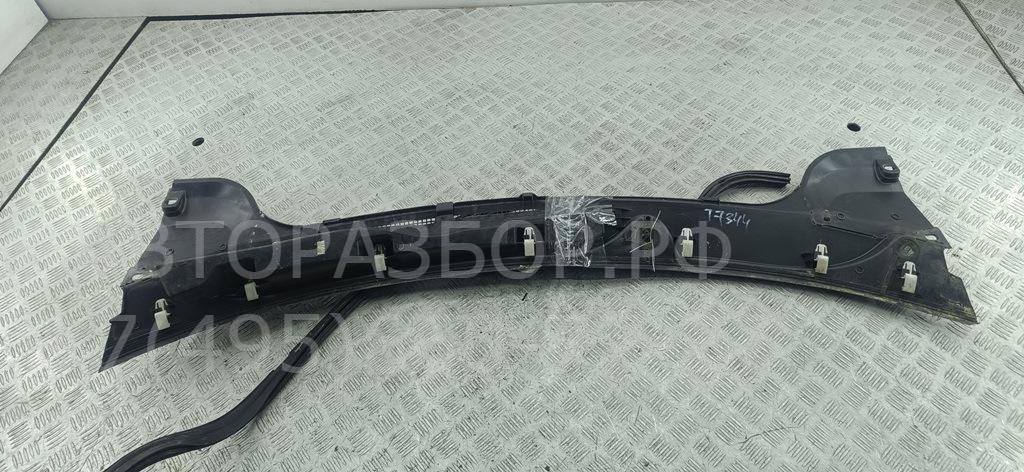 Решетка стеклоочистителей (Жабо)