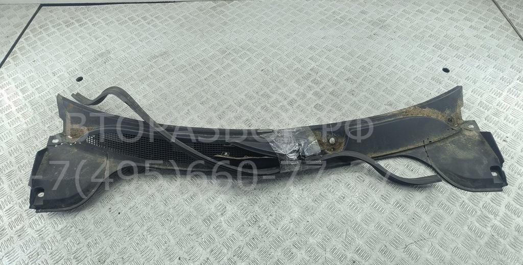 Решетка стеклоочистителей (Жабо)