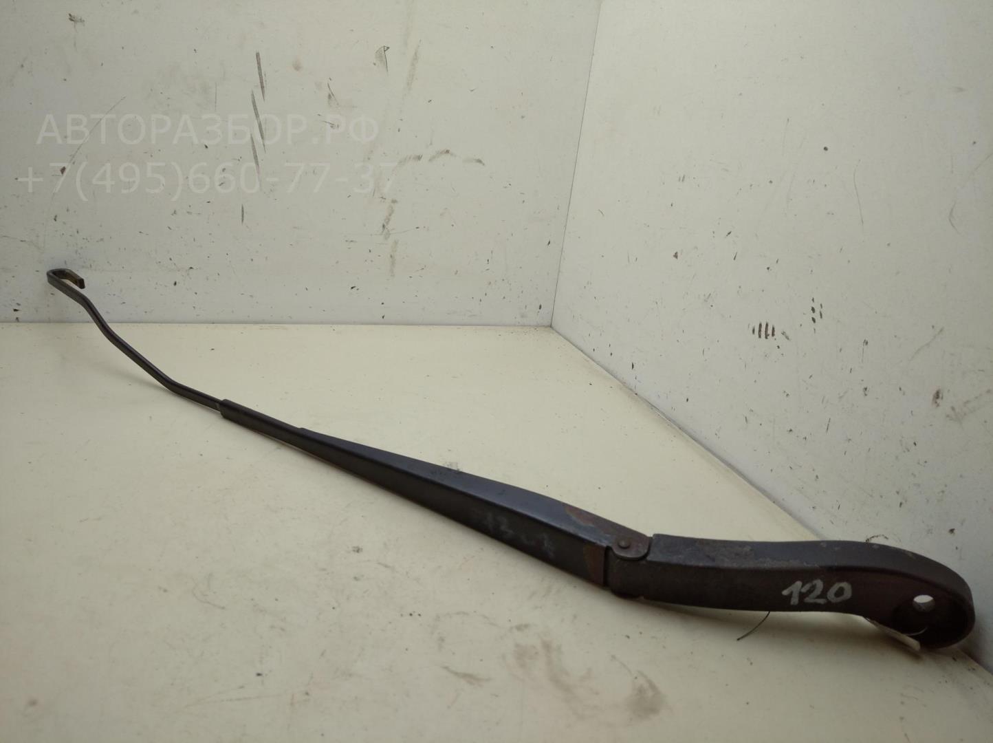 Поводок стеклоочистителя передний правый