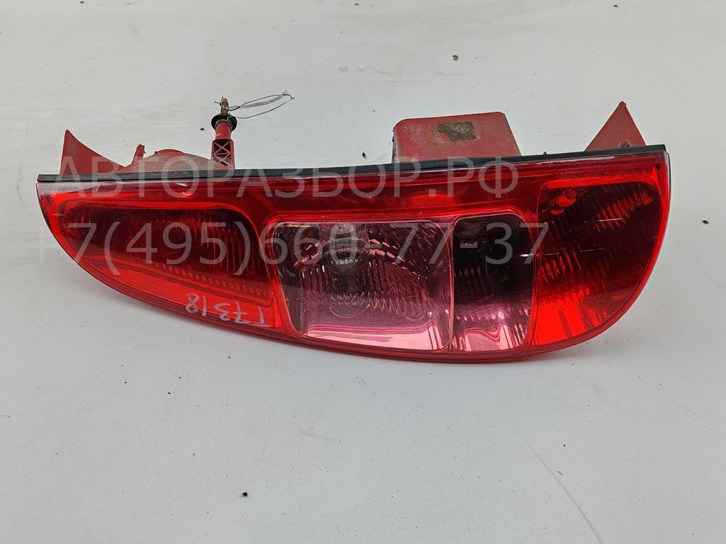 Фонарь задний правый