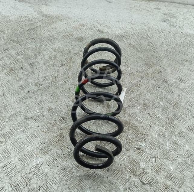 Пружина задняя