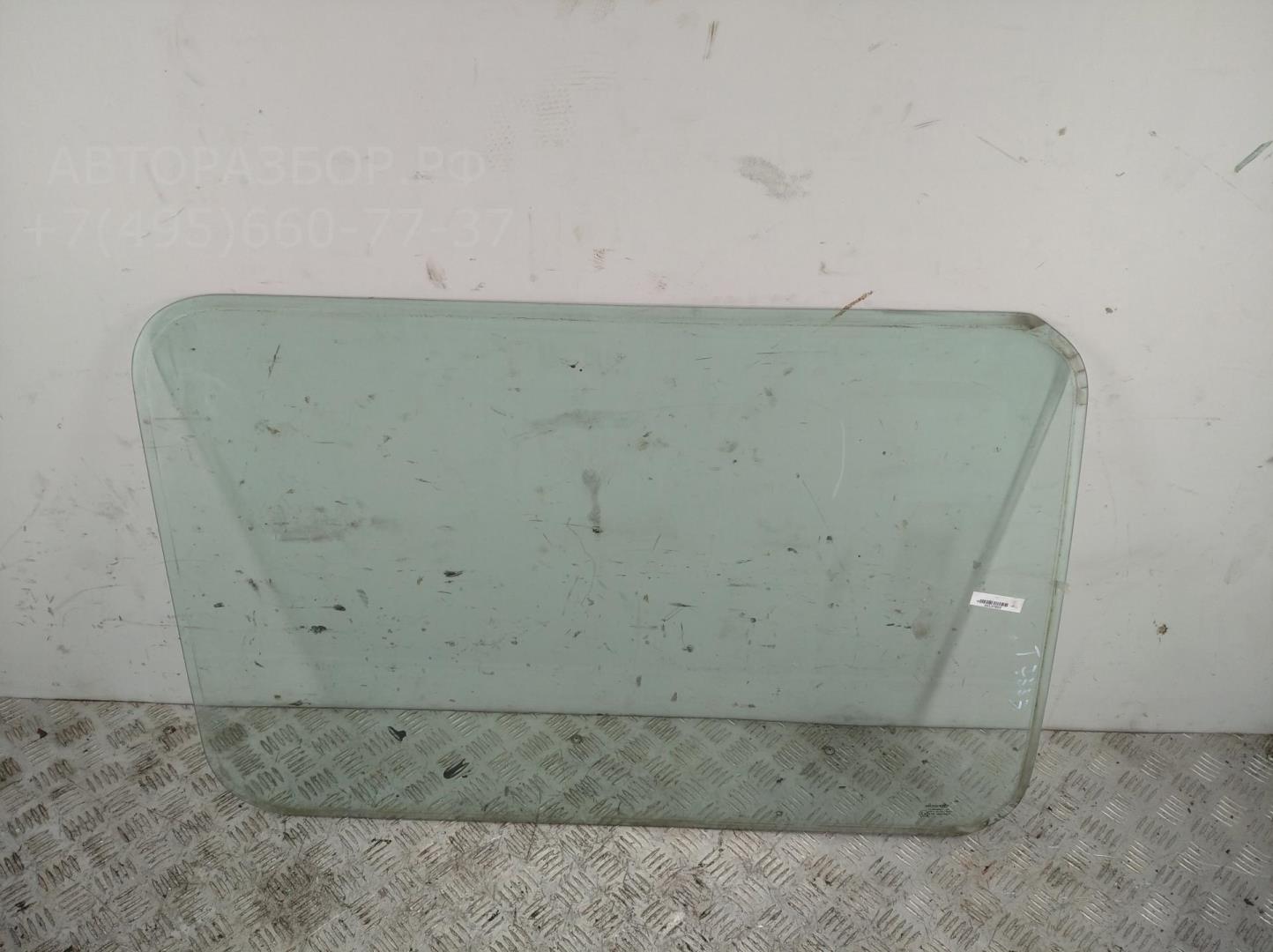 Стекло кузовное глухое левое
