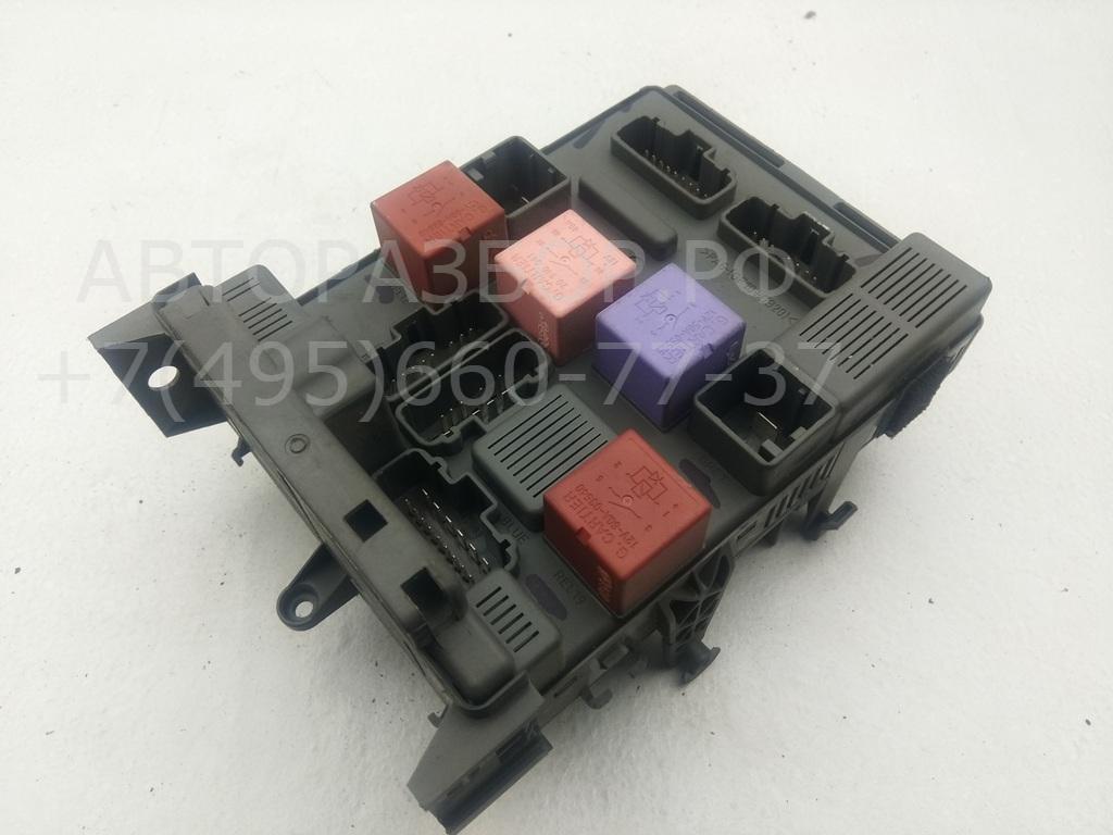 Блок предохранителей