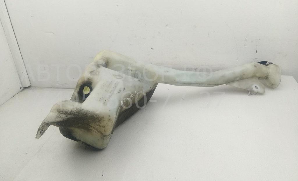 Бачок омывателя лобового стекла