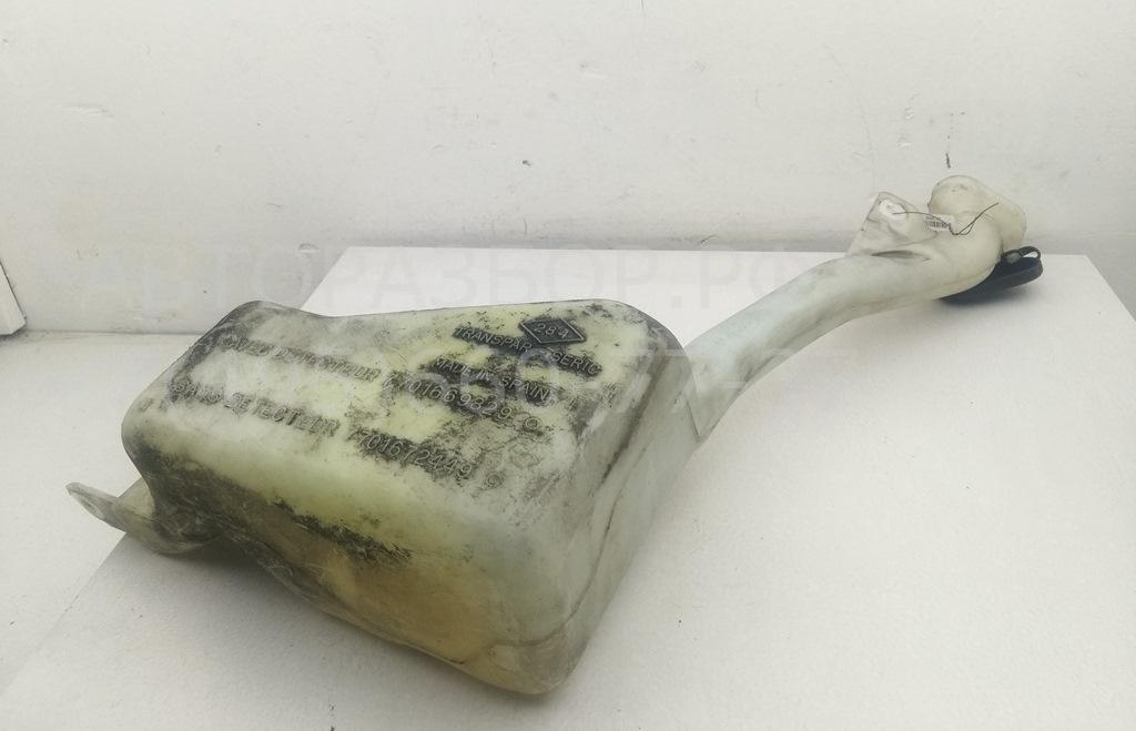 Бачок омывателя лобового стекла