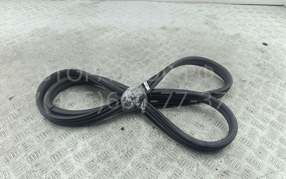 Уплотнитель двери