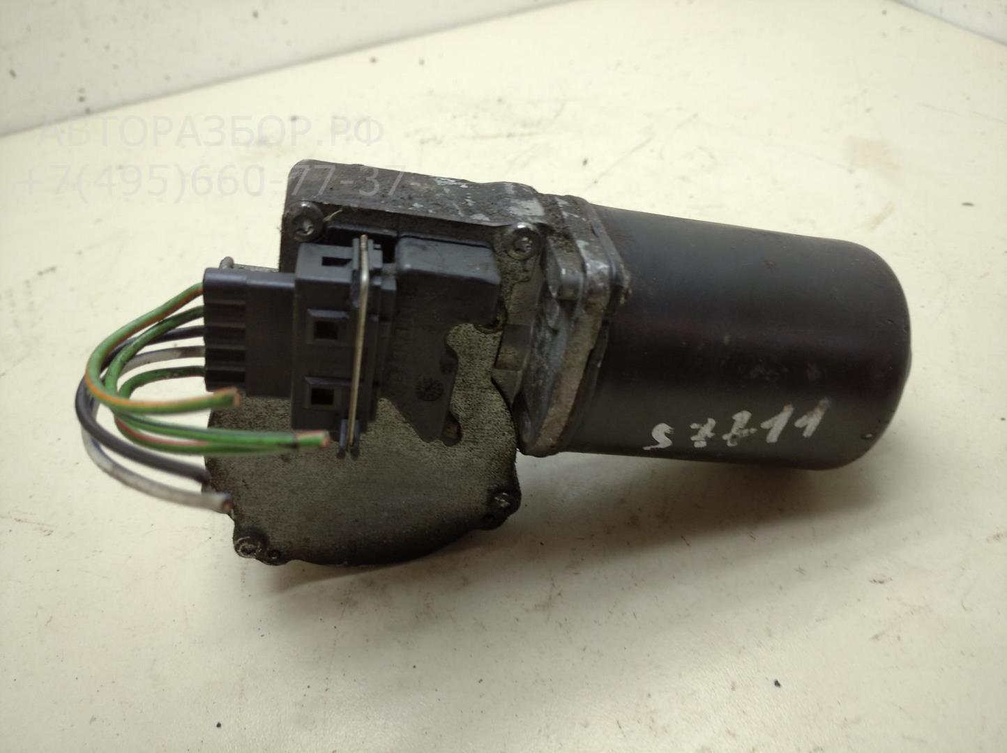 Моторчик стеклоочистителя передний