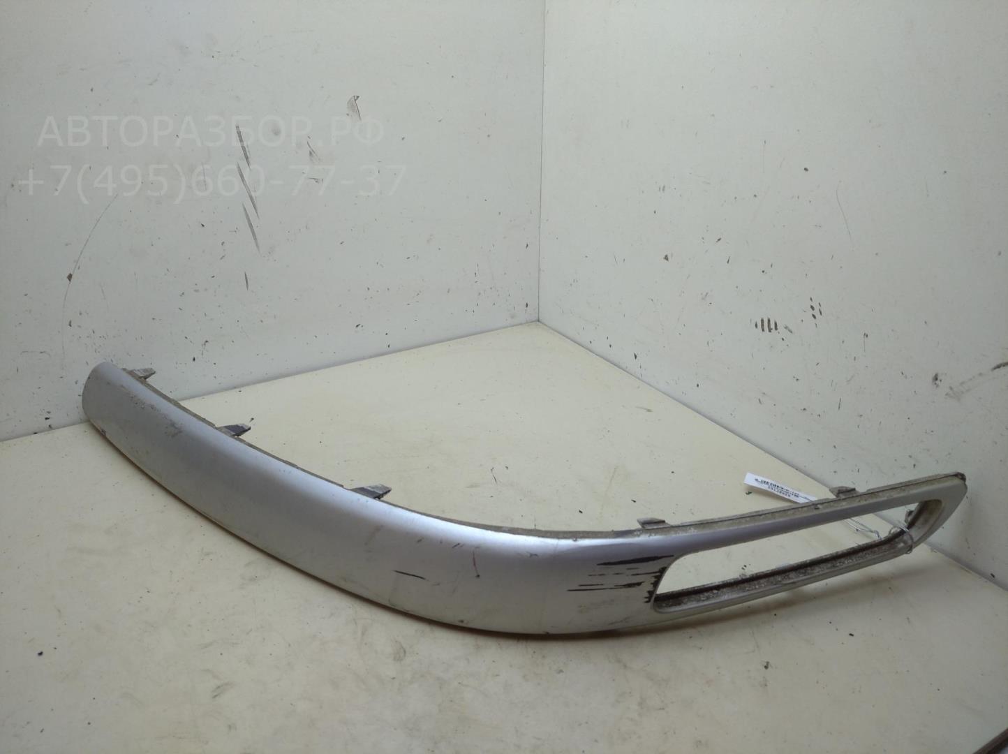 Молдинг переднего бампера левый