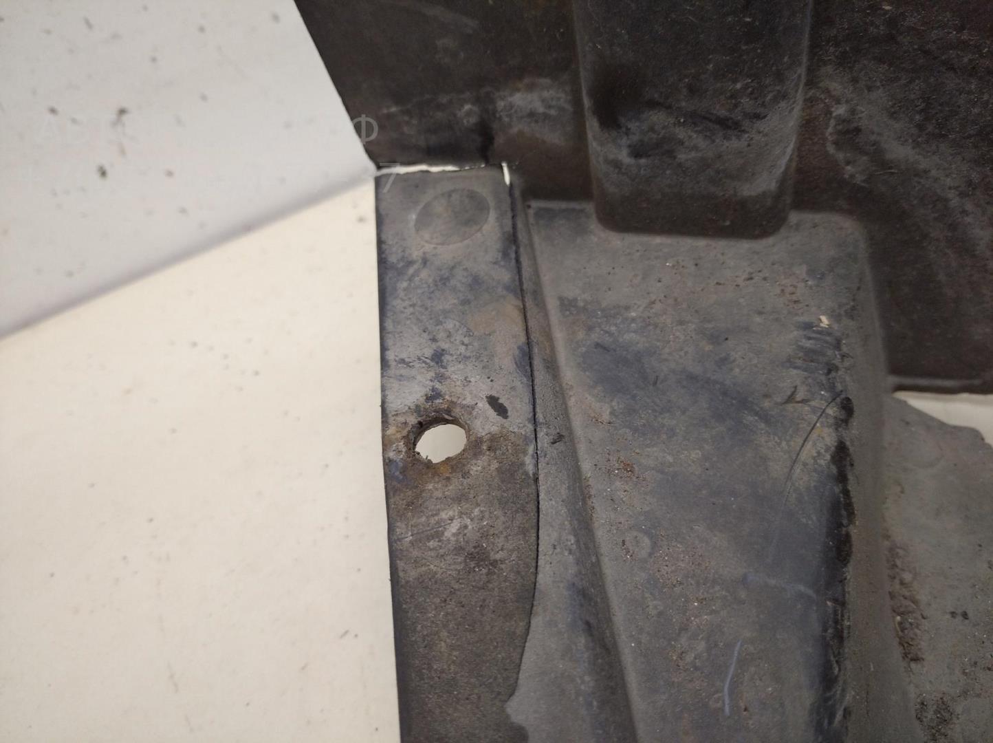 Локер передний правый