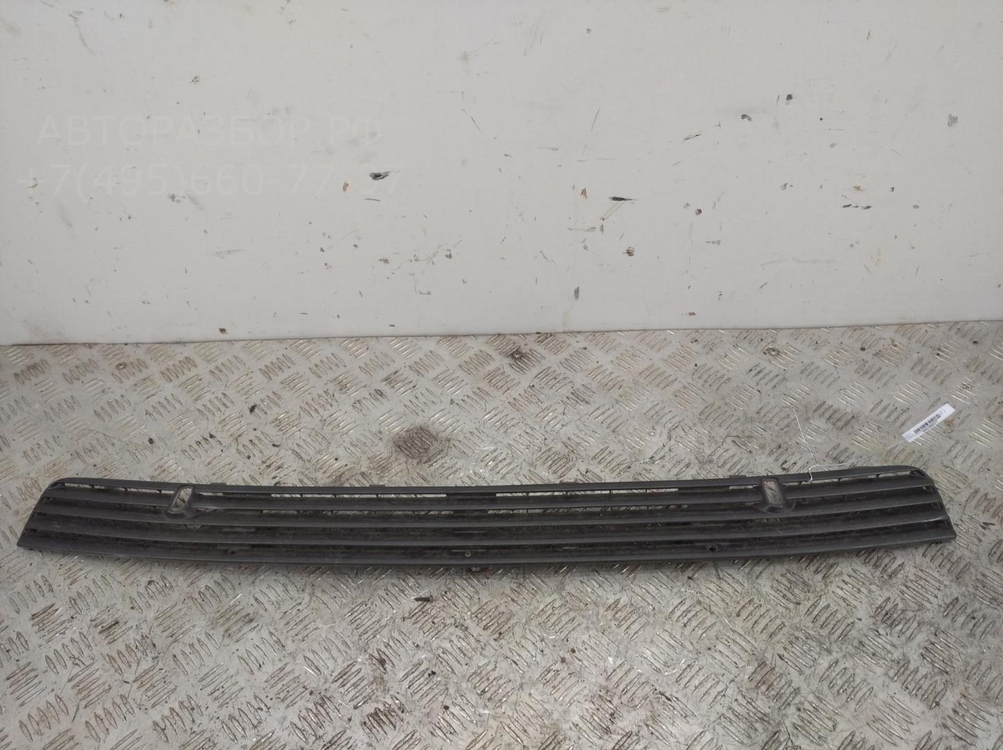 Решетка в капот