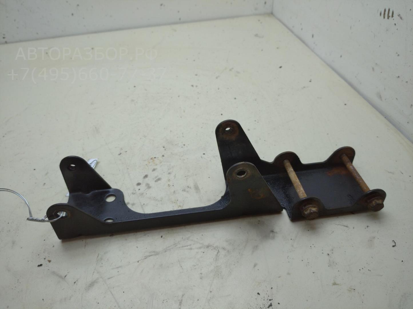 Кронштейн радиатора