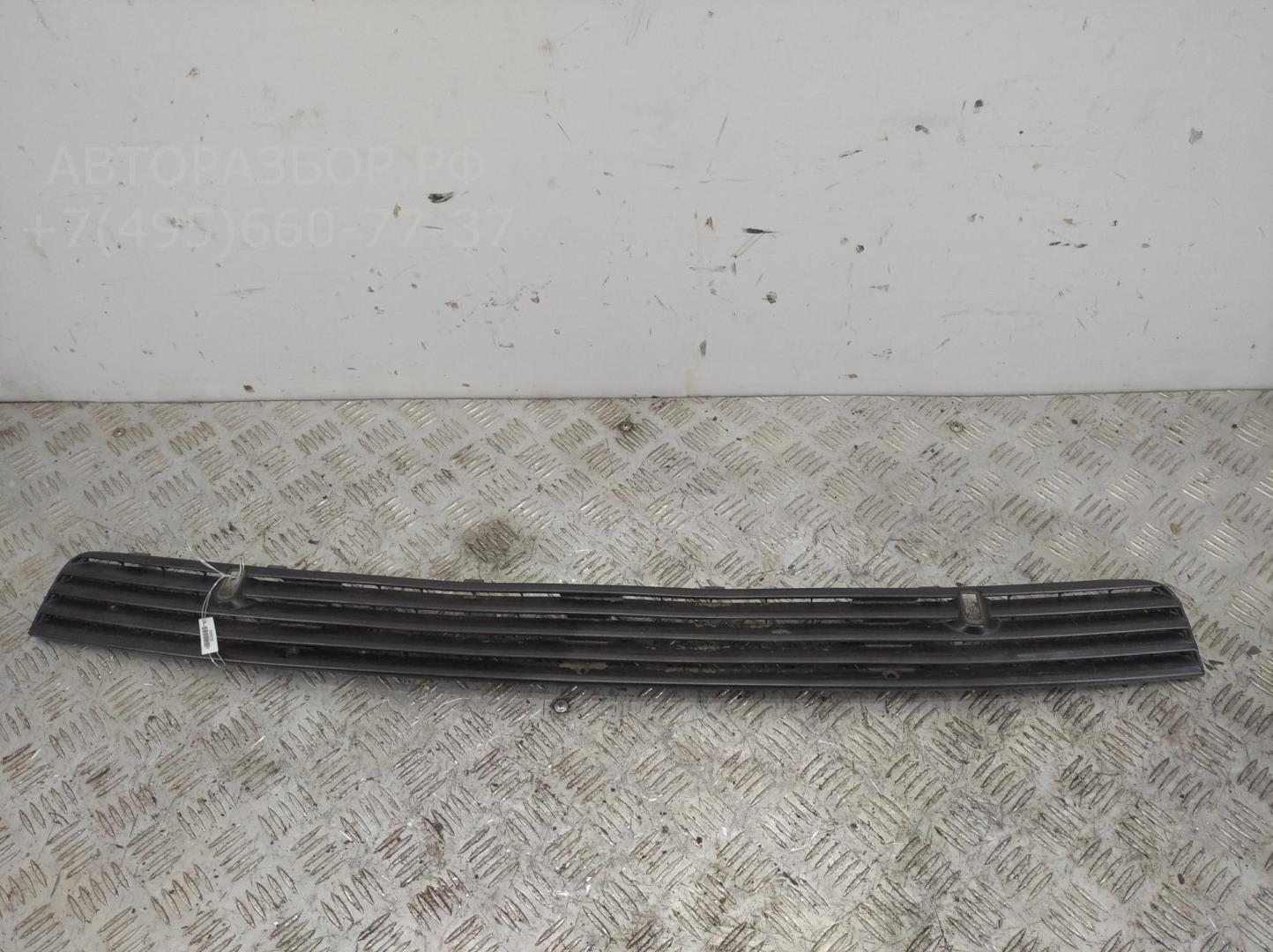 Решетка в капот