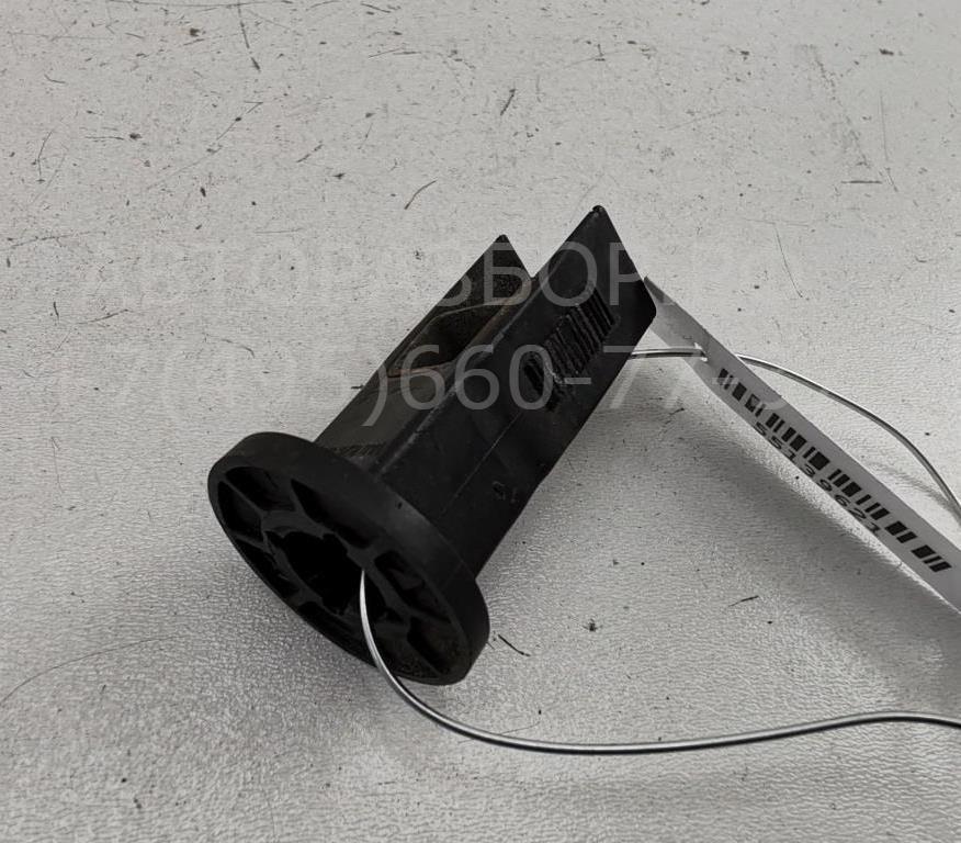 Крепеж фары