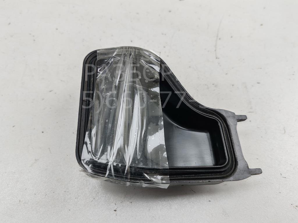 Крышка фары левой