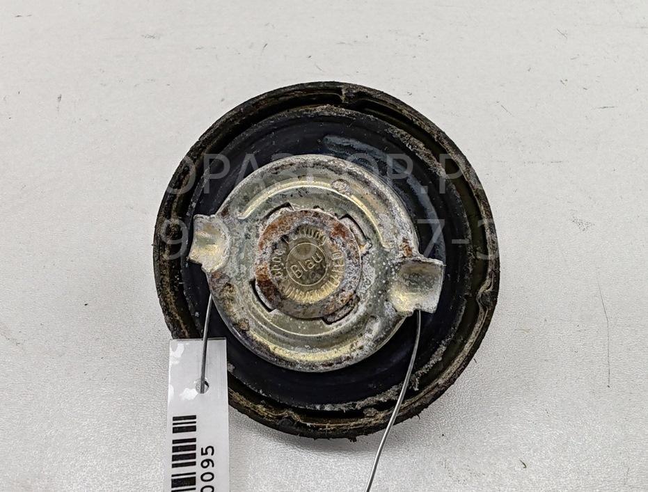 Крышка топливного бака