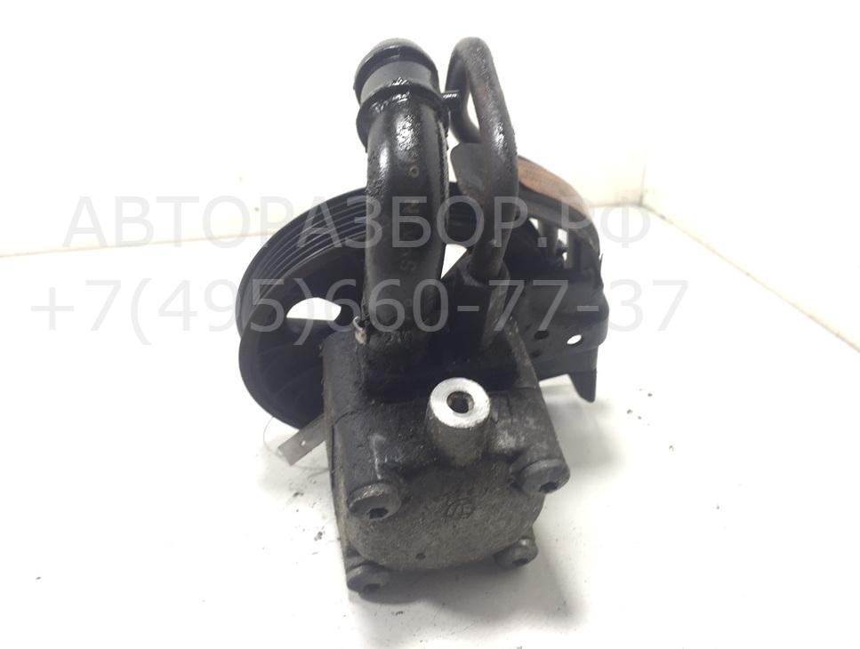 Насос ГУР (гидроусилитель руля)