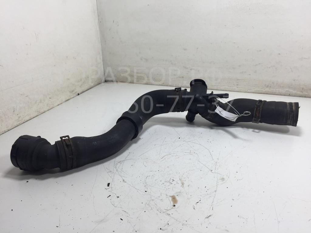 Патрубок радиатора