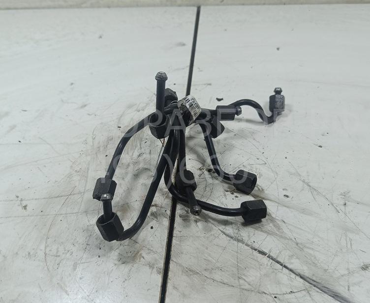 Трубка топливная