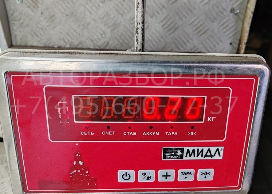 Молдинг двери передней левой