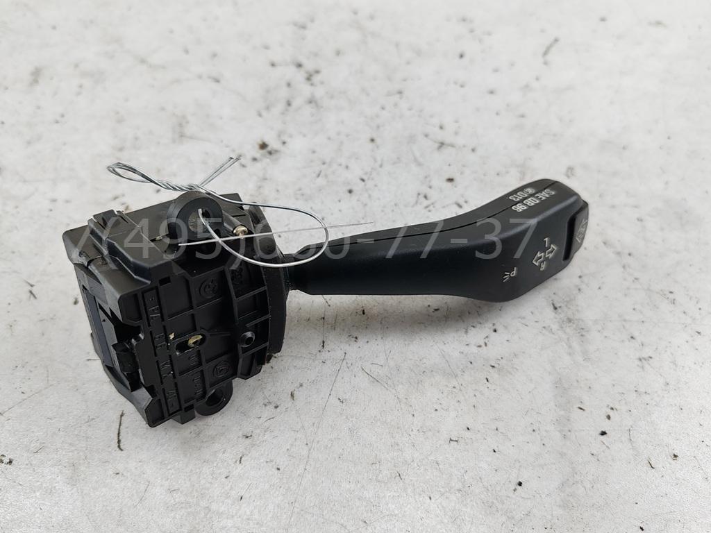 Переключатель поворотов подрулевой