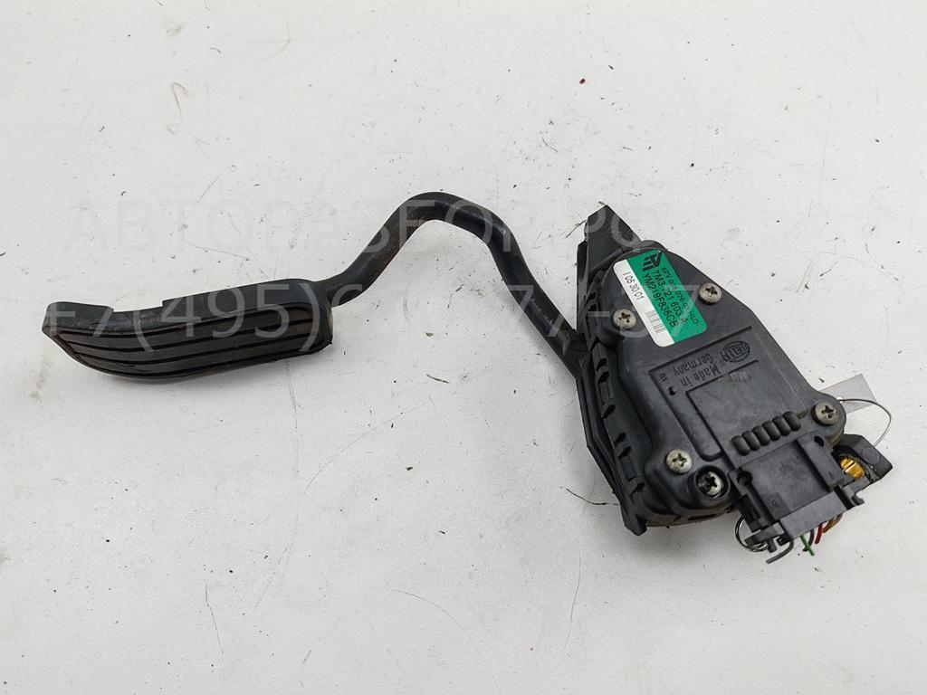 Педаль газа