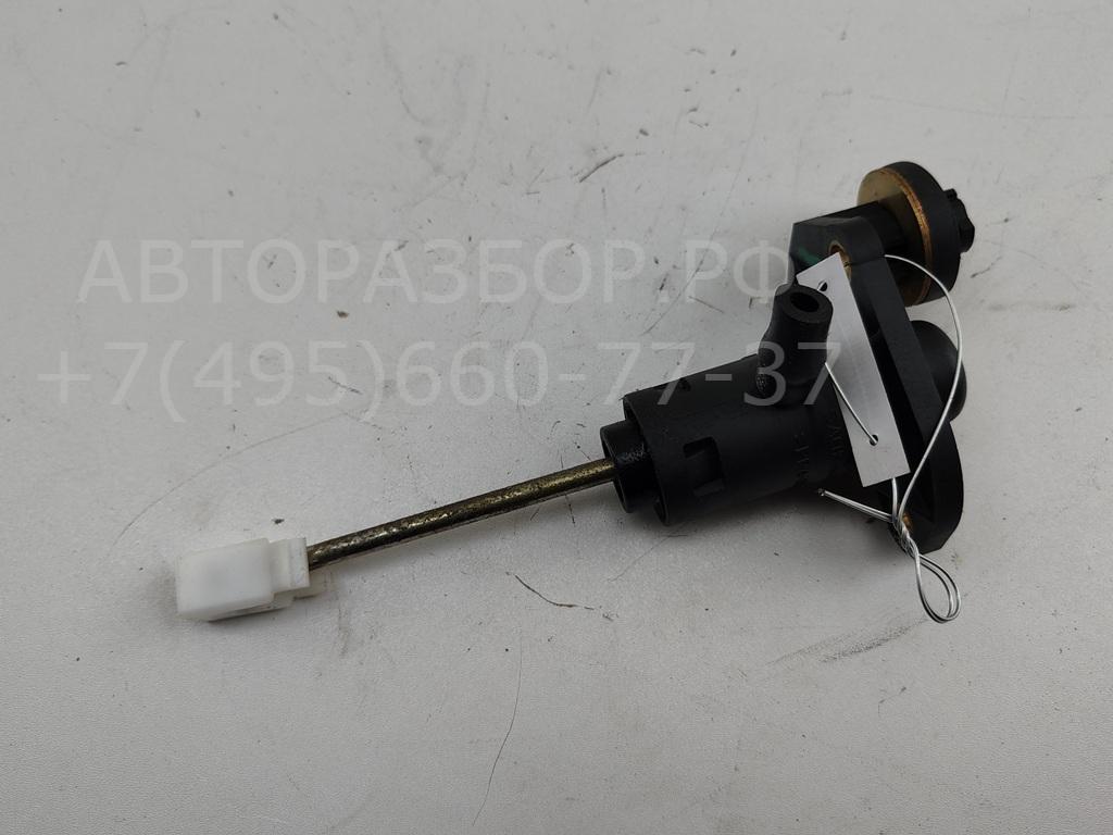 Цилиндр сцепления главный