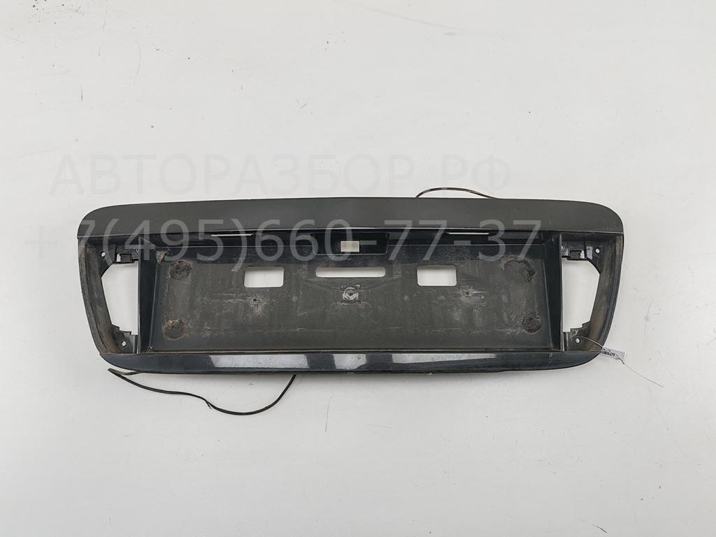 Накладка крышки багажника