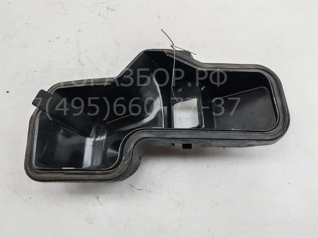 Крышка фары левой