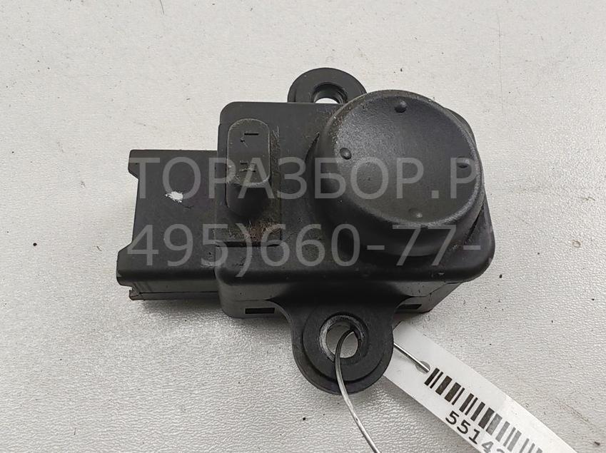 Кнопка регулировки зеркала