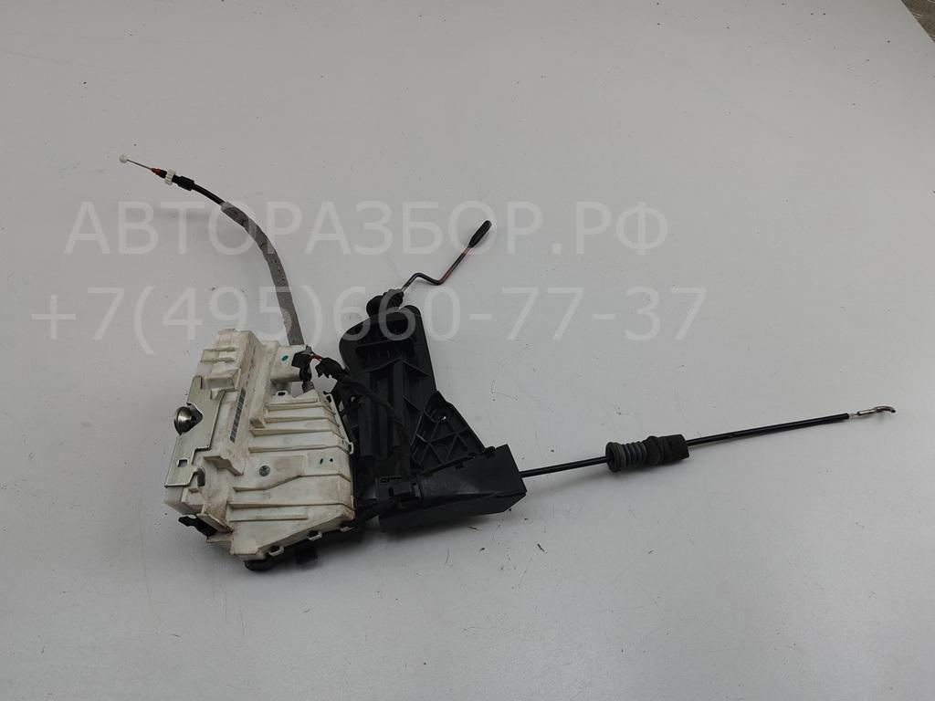 Замок двери задней правой