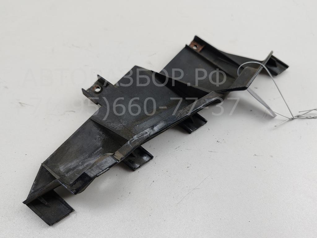 Крепеж фары