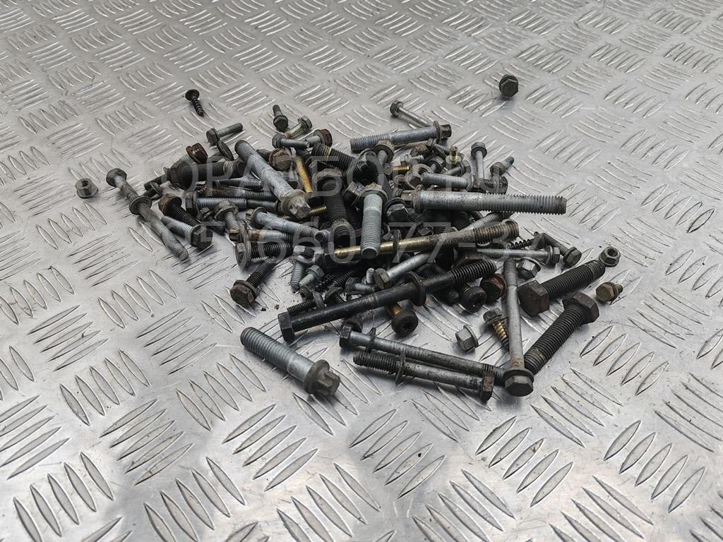 Болт коленвала