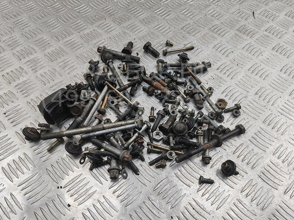 Болт коленвала