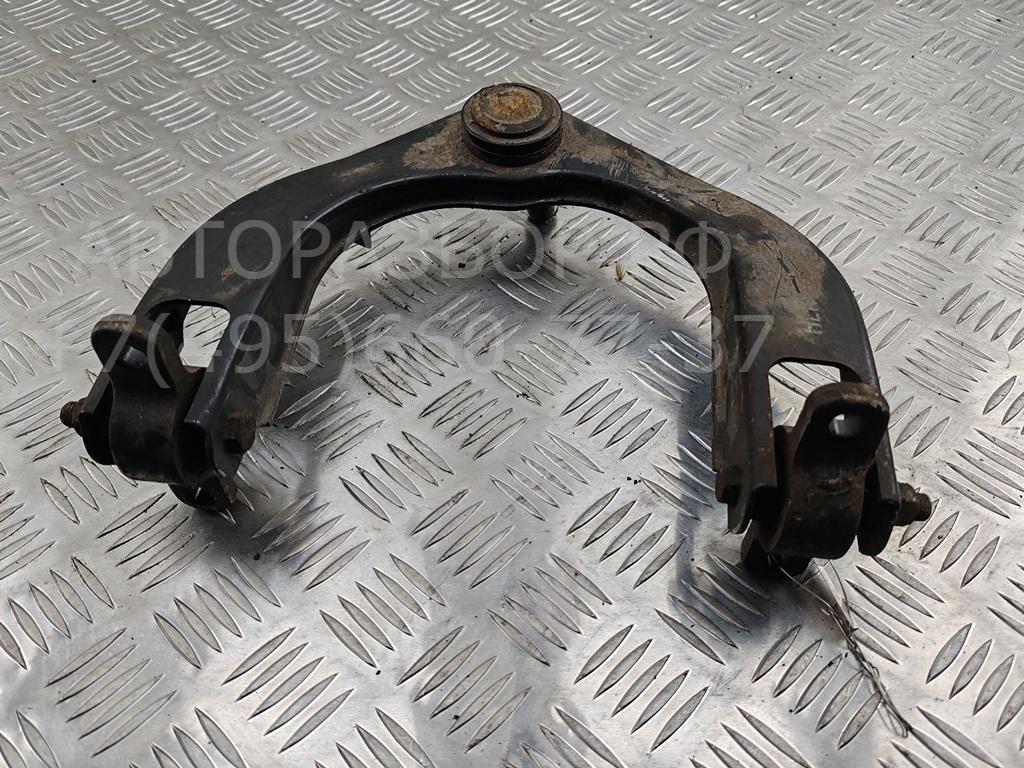 Рычаг передний правый