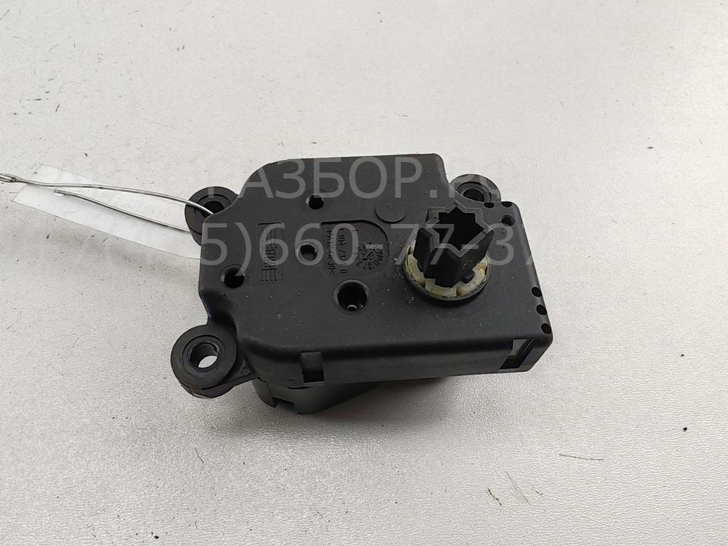 Моторчик заслонки печки